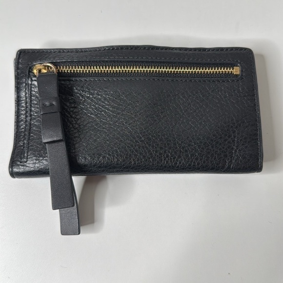 Kate Spade New York Leather Zip Around Wallet in Black w/Gold Hardware - Picture 4 of 9